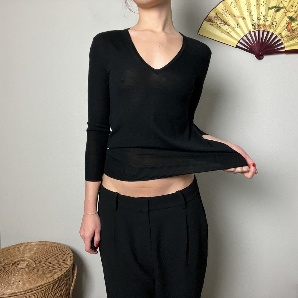j crew black minimalist fitted slouchy v neck delicate thin knit sweater top - Picture 6 of 8